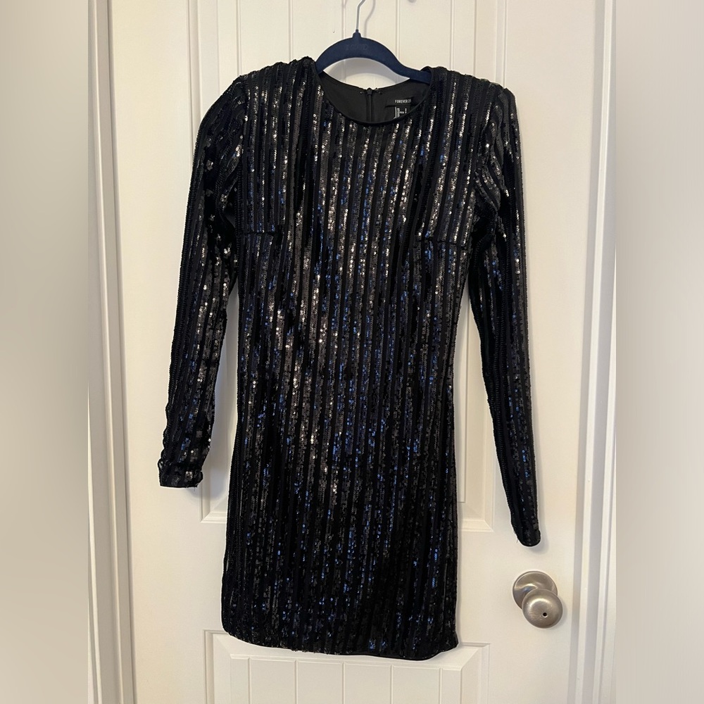 Forever 21 S SEQUIN DRESS Black Squared Shoulder Striped Party Long Sleeve Mini